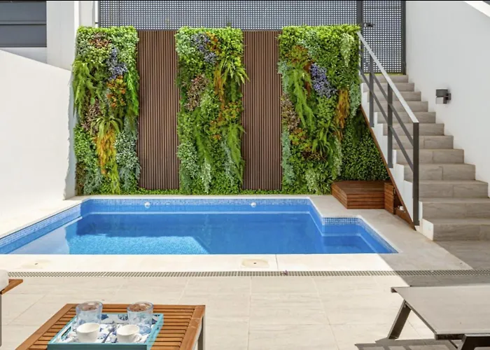 Casa Pedro Luis * 科尼尔-德拉弗龙特拉