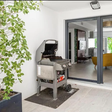 Casa Pedro Luis Alpesi faház *